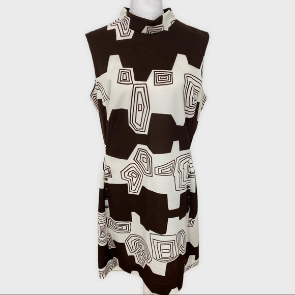 Vintage Dresses & Skirts - Vintage 60s 70s Brown White Geometric Print Mod Go Go Dress With Pockets
